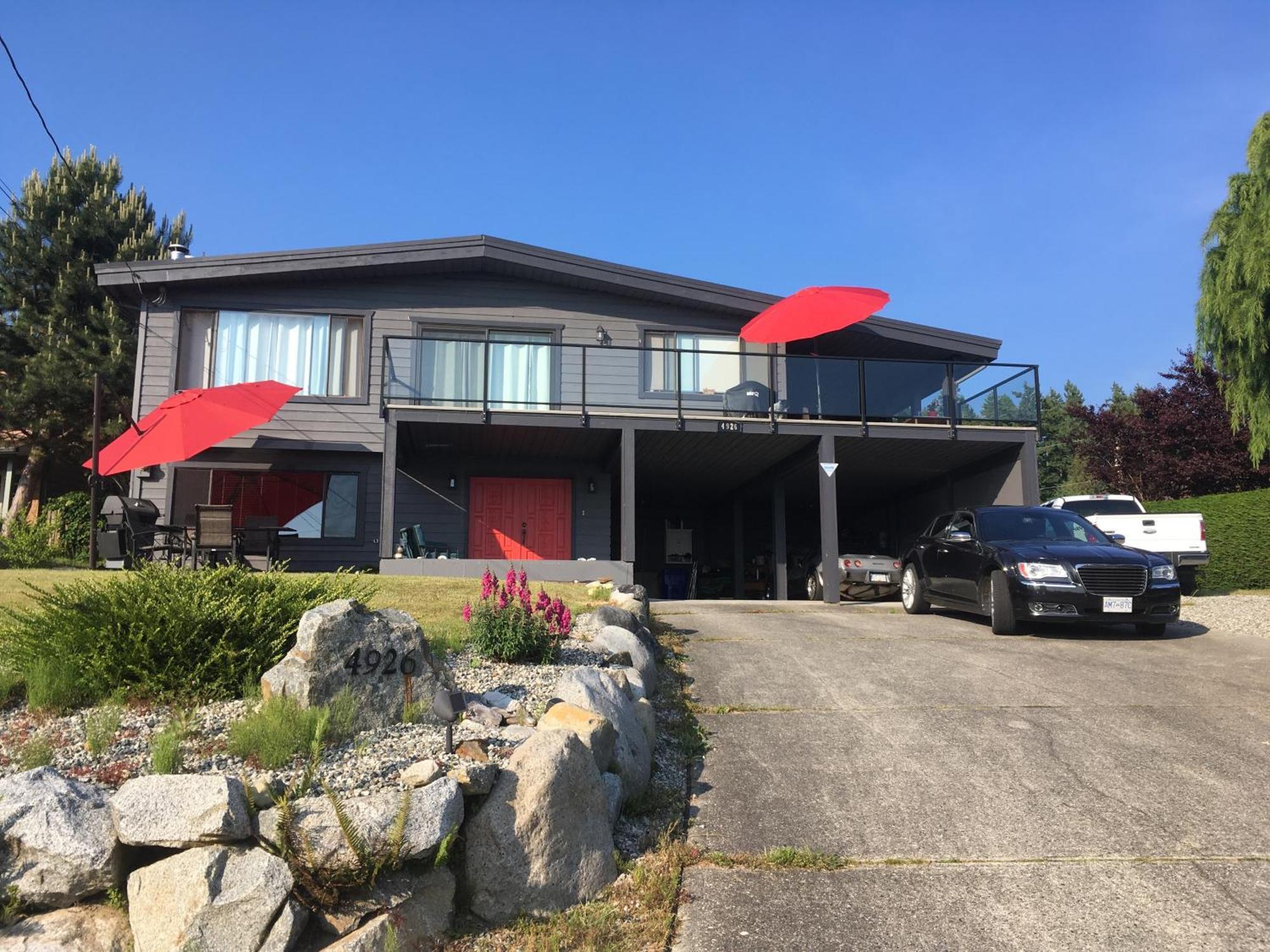 Sunshine Coast Suites Sechelt Exterior foto